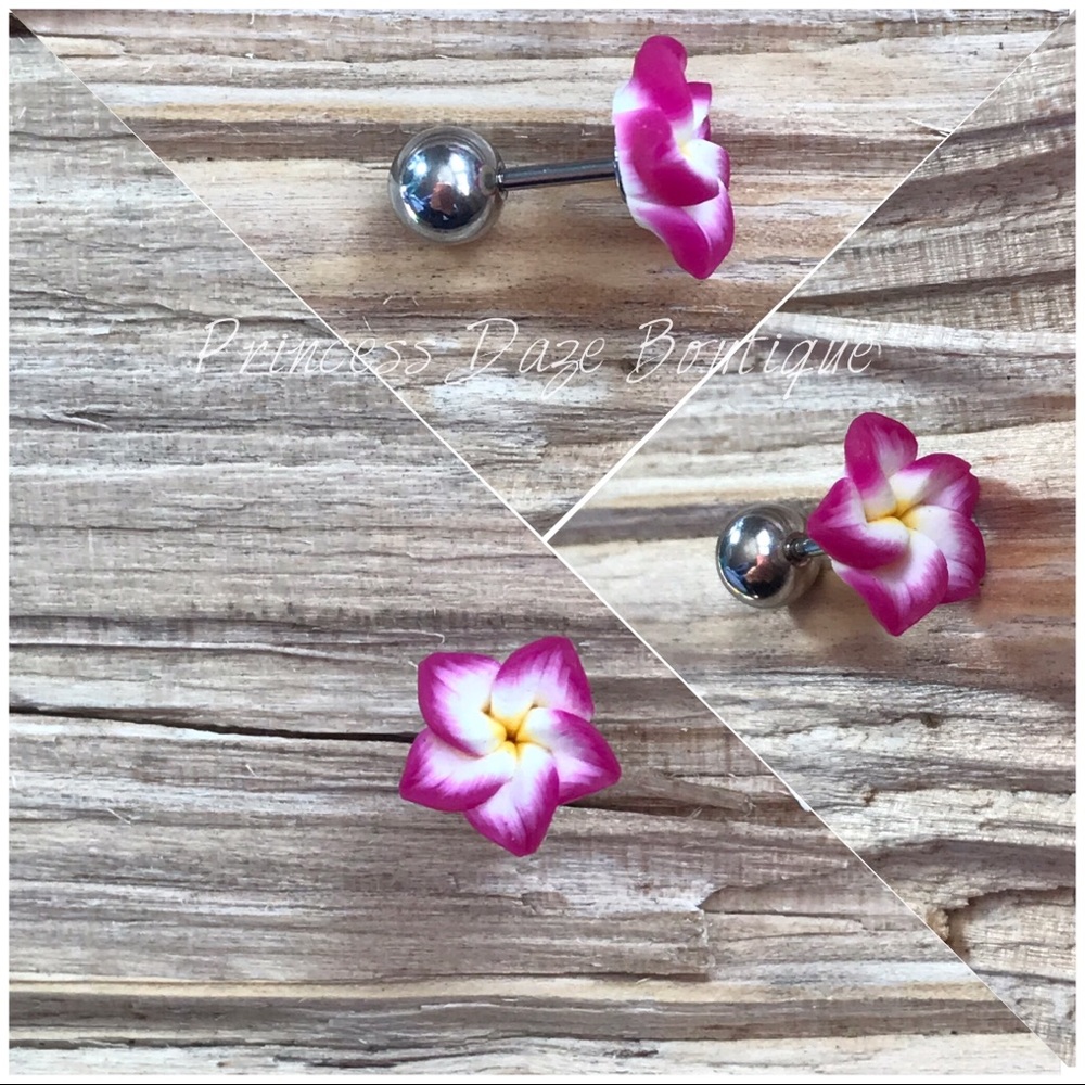 Hawaiian Flower‎ Cartilage/ Tragus Earring